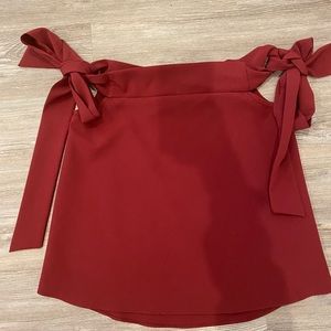 Women’s OTS/Straps Top Size Small